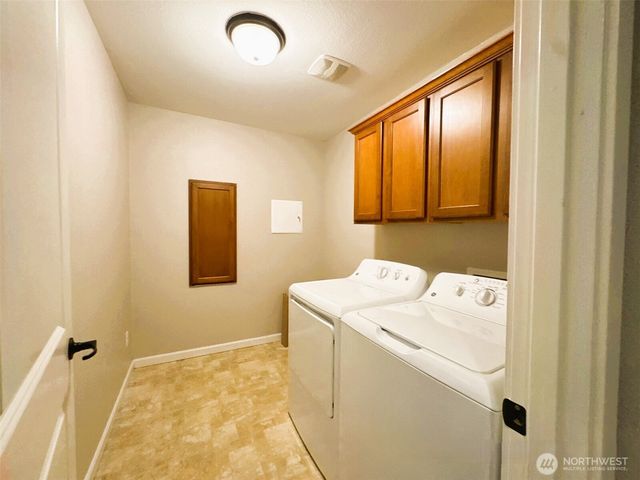 20615 95th Avenue Ct E, Graham, WA 98338