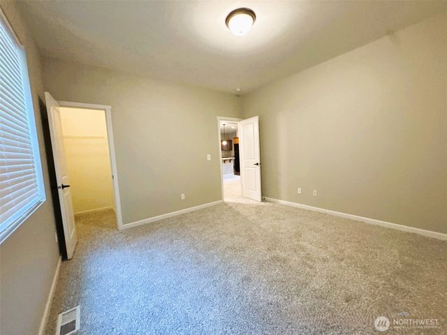 20615 95th Avenue Ct E, Graham, WA 98338