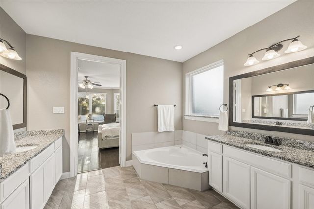 7603 Lost Pecan Way, Missouri City, TX 77459