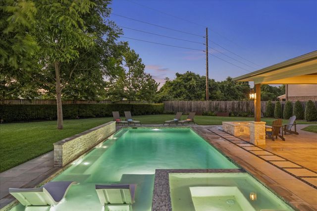 7603 Lost Pecan Way, Missouri City, TX 77459
