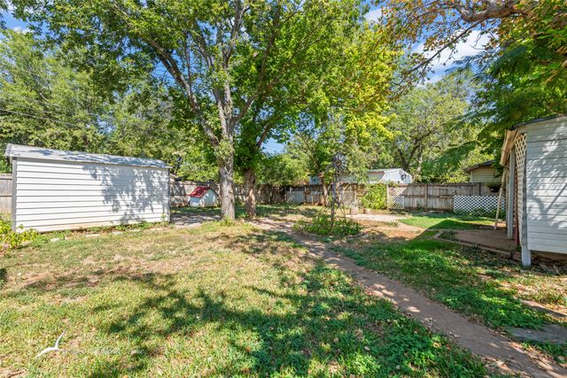 3266 College Street, Abilene, TX 79605