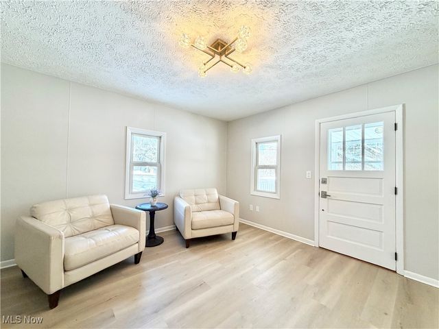 8720 Olde 8 Road, Northfield, OH 44067