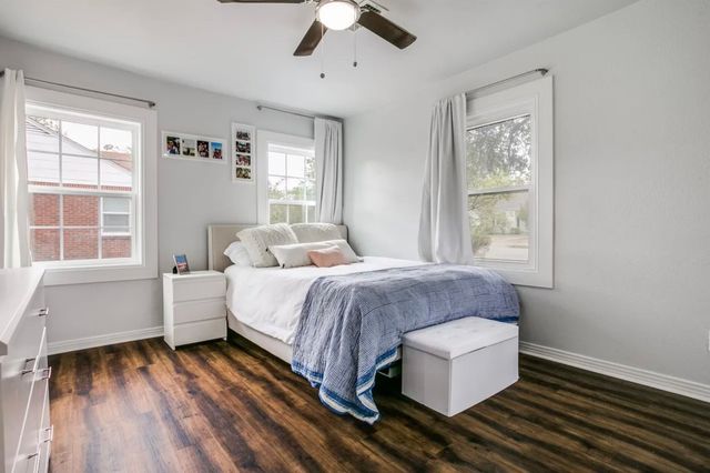 3241 Sandage Avenue, Fort Worth, TX 76109