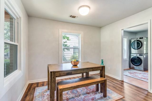 3241 Sandage Avenue, Fort Worth, TX 76109