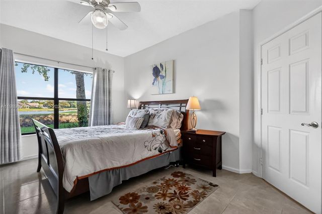 8033 Aberdeen Drive 102, Boynton Beach, FL 33472