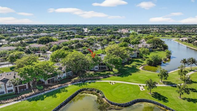 8033 Aberdeen Drive 102, Boynton Beach, FL 33472