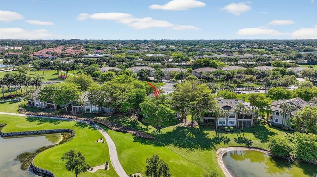 8033 Aberdeen Drive 102, Boynton Beach, FL 33472