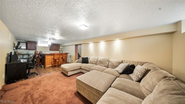 6220 Denison Boulevard, Parma Heights, OH 44130