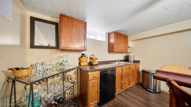 6220 Denison Boulevard, Parma Heights, OH 44130