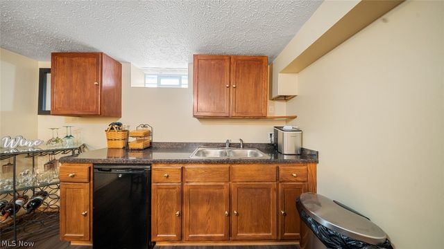 6220 Denison Boulevard, Parma Heights, OH 44130