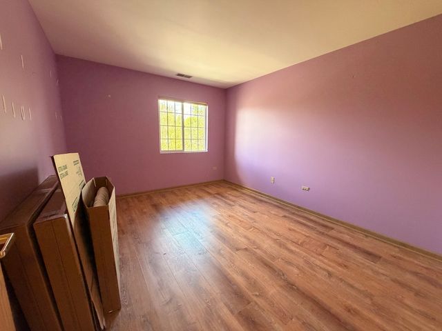 801 N McLean Boulevard 308, Elgin, IL 60123