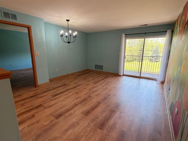 801 N McLean Boulevard 308, Elgin, IL 60123
