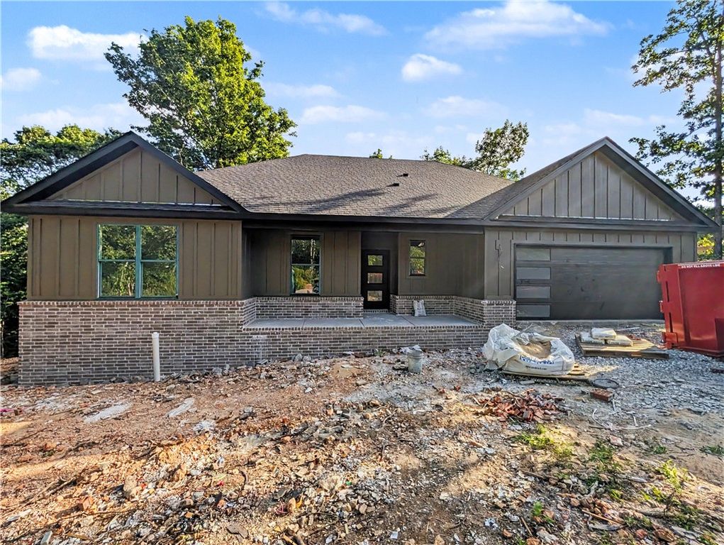 13 Pentland Drive, Bella Vista, AR 72715