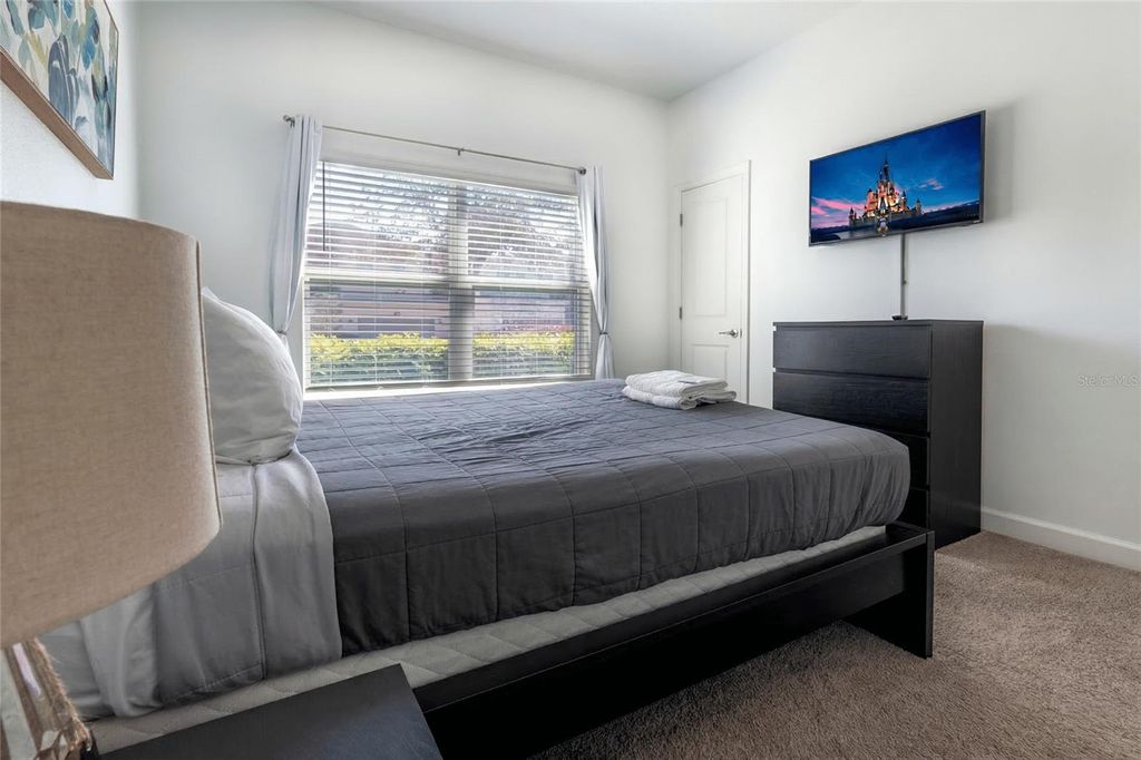 Image 18 of property listing at 650 PEBBLE BEACH DRIVE, Davenport, FL 33896