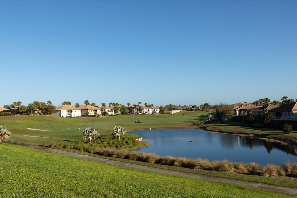 Image 47 of property listing at 650 PEBBLE BEACH DRIVE, Davenport, FL 33896