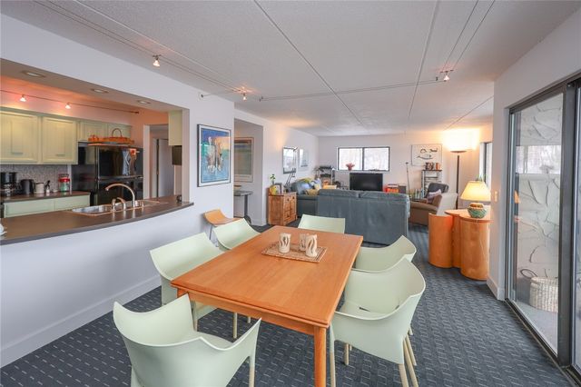 130 Cliffside Drive, South Bristol, NY 14424