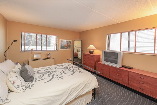 130 Cliffside Drive, South Bristol, NY 14424