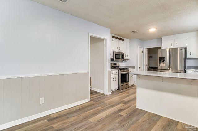 4324 Grant St, Pace, FL 32571