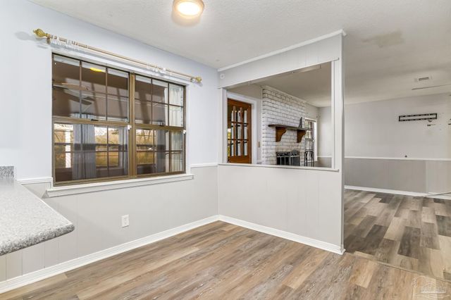 4324 Grant St, Pace, FL 32571