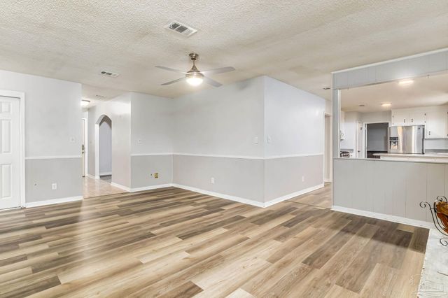 4324 Grant St, Pace, FL 32571