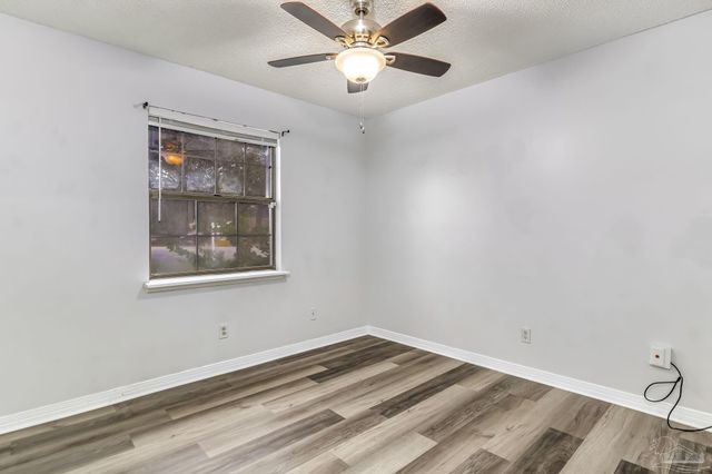 4324 Grant St, Pace, FL 32571