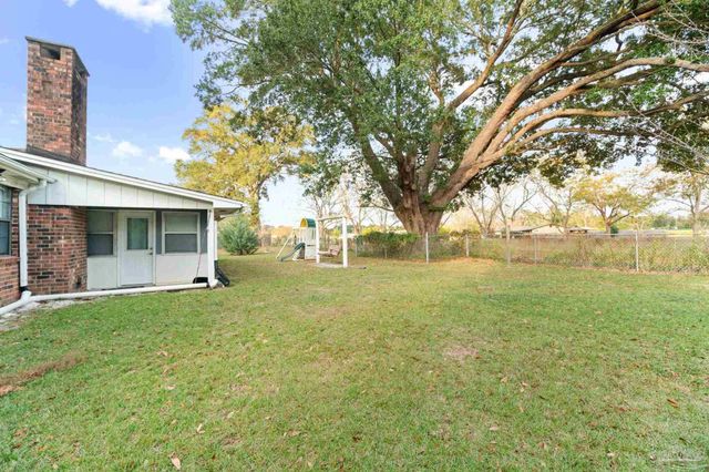 4324 Grant St, Pace, FL 32571