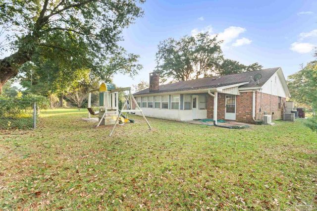 4324 Grant St, Pace, FL 32571