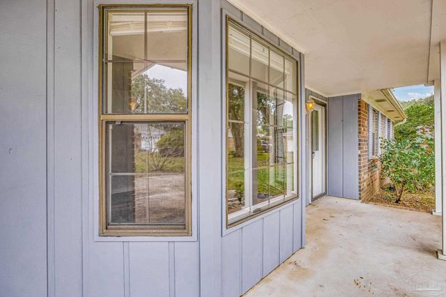 4324 Grant St, Pace, FL 32571