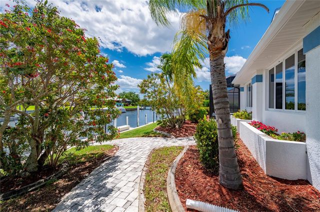 5018 CAPTIVA COURT, Punta Gorda, FL 33950