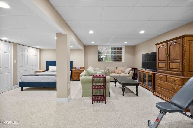 74 Moreland Drive, Halfmoon, NY 12118