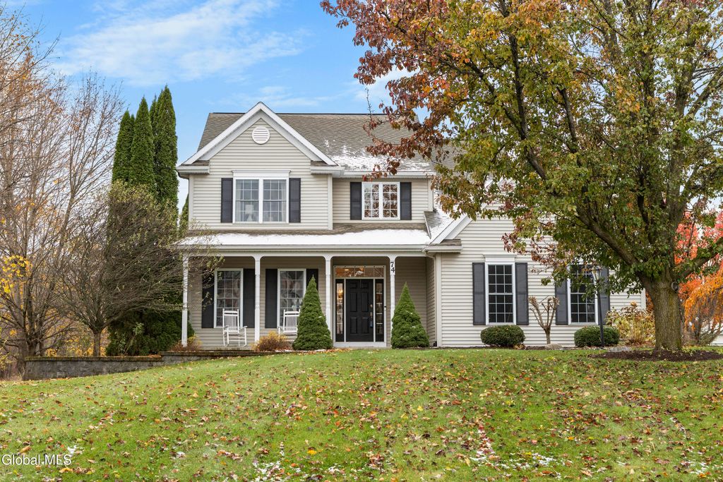 74 Moreland Drive, Halfmoon, NY 12118