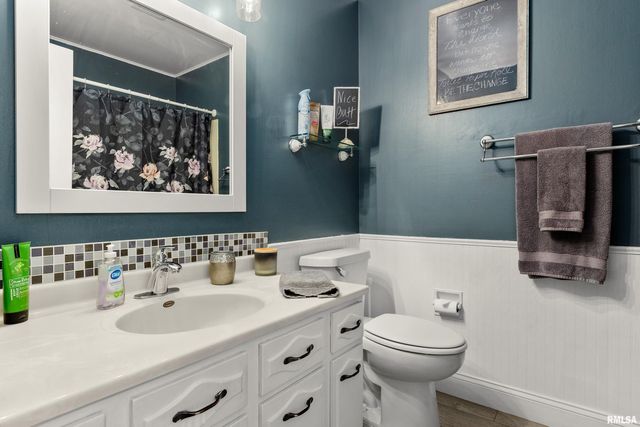 1506 KERN Road, Washington, IL 61571