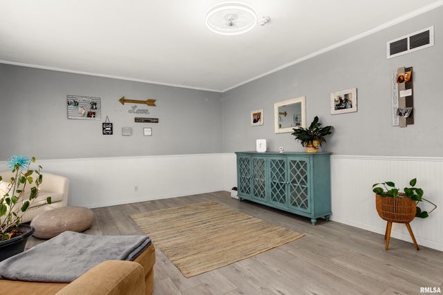 1506 KERN Road, Washington, IL 61571