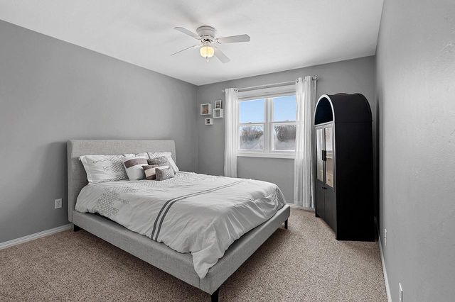 654 W ROCK RIVER CIRCLE, De Pere, WI 54115