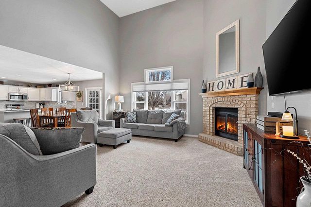 654 W ROCK RIVER CIRCLE, De Pere, WI 54115