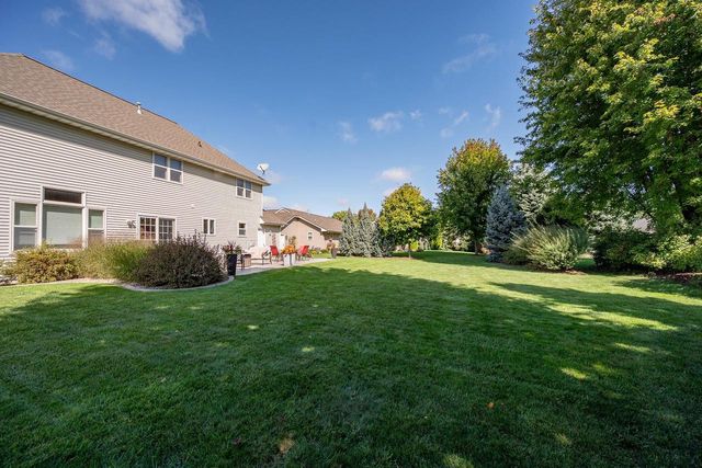 654 W ROCK RIVER CIRCLE, De Pere, WI 54115