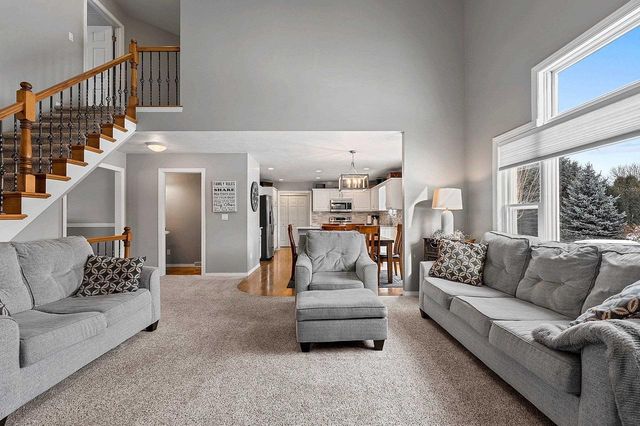 654 W ROCK RIVER CIRCLE, De Pere, WI 54115