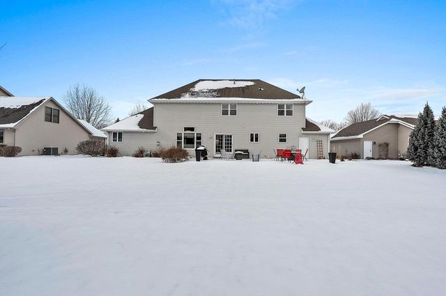 654 W ROCK RIVER CIRCLE, De Pere, WI 54115