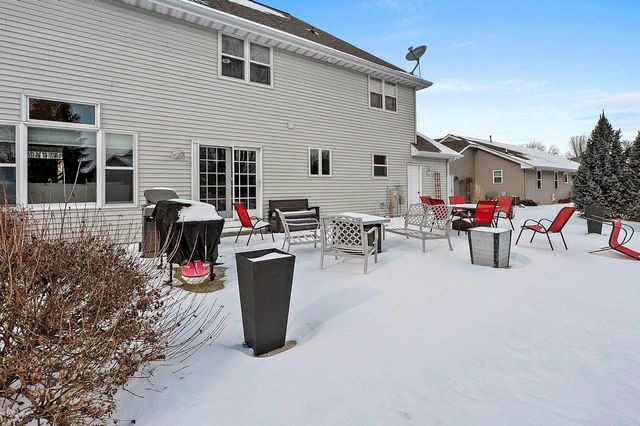 654 W ROCK RIVER CIRCLE, De Pere, WI 54115