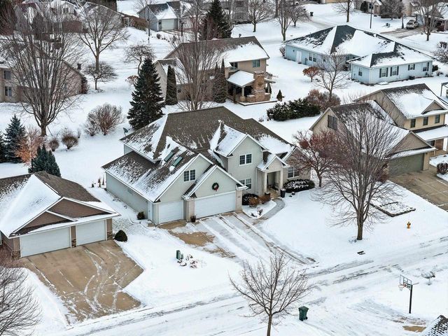 654 W ROCK RIVER CIRCLE, De Pere, WI 54115