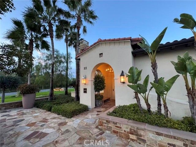 22 Lark, Lake Forest (el Toro), CA 92630