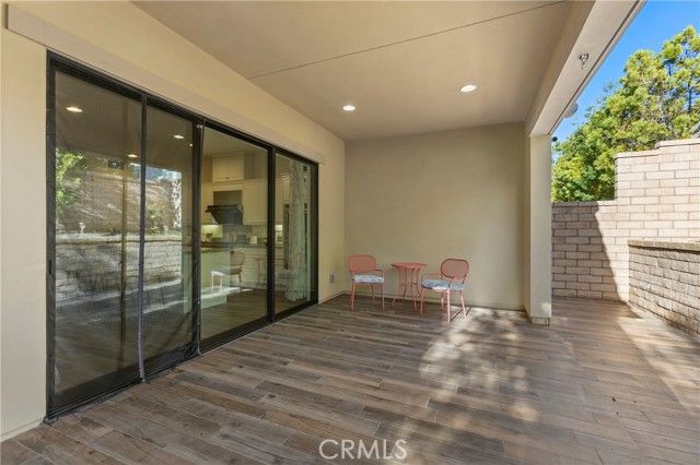 22 Lark, Lake Forest (el Toro), CA 92630