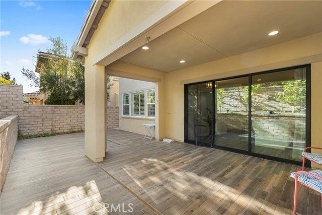 22 Lark, Lake Forest (el Toro), CA 92630