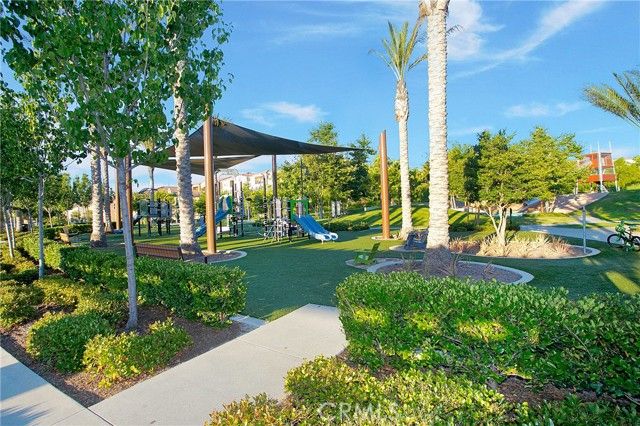 22 Lark, Lake Forest (el Toro), CA 92630