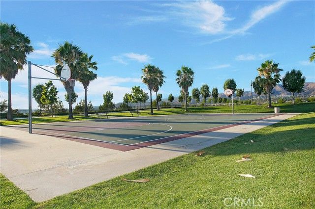 22 Lark, Lake Forest (el Toro), CA 92630