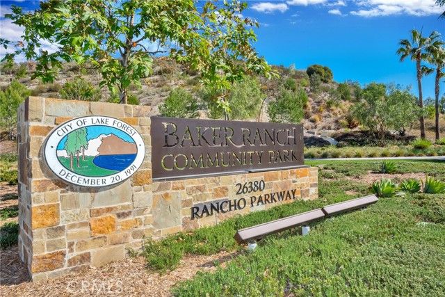 22 Lark, Lake Forest (el Toro), CA 92630