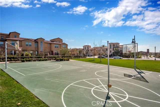 22 Lark, Lake Forest (el Toro), CA 92630