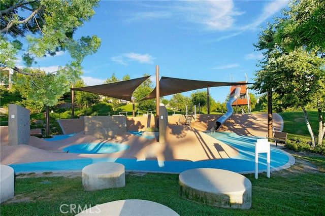 22 Lark, Lake Forest (el Toro), CA 92630