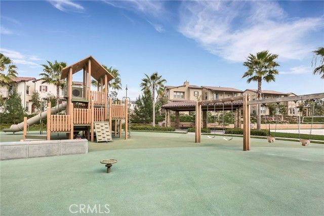 22 Lark, Lake Forest (el Toro), CA 92630