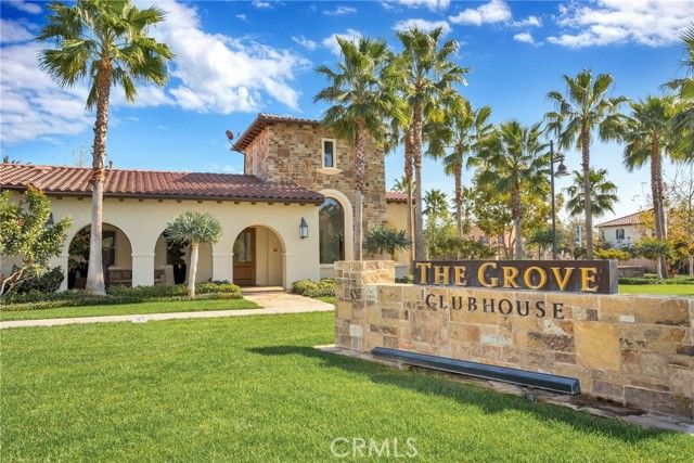 22 Lark, Lake Forest (el Toro), CA 92630